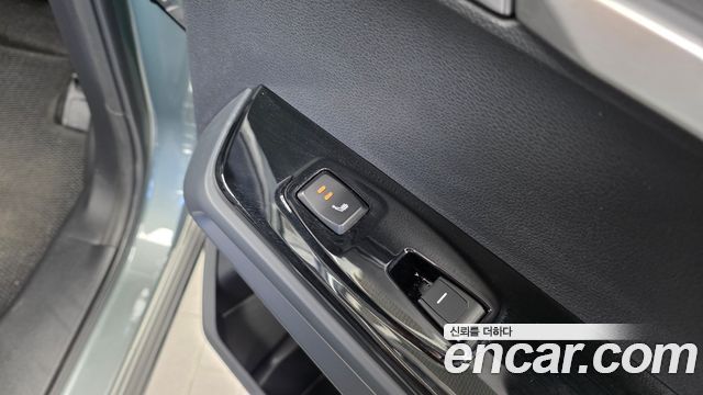 KG Mobility (SsangYong) Torres EVX E7 2024 — фото 18