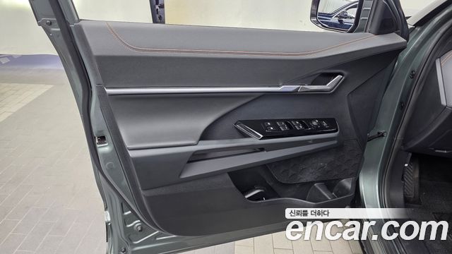KG Mobility (SsangYong) Torres EVX E7 2024 — фото 24