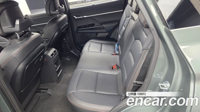 KG Mobility (SsangYong) Torres EVX E7 2024 — фото 26