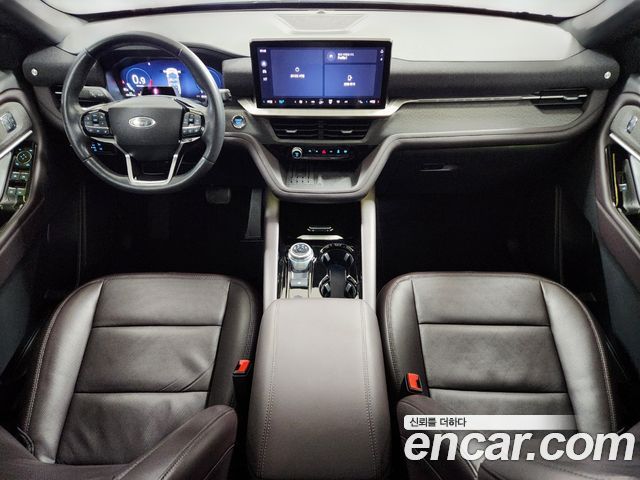 Ford Explorer (VI) 2.3 Platinum 4WD 2025 — фото 7