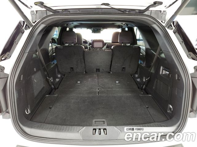 Ford Explorer (VI) 2.3 Platinum 4WD 2025 — фото 23