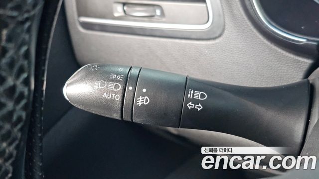Renault Korea QM6 Diesel 2WD LE 2018 — фото 18