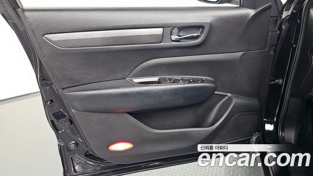 Renault Korea QM6 Diesel 2WD LE 2018 — фото 24