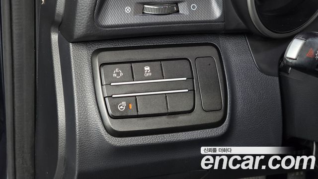 KG Mobility (SsangYong) Tivoli VX 2WD 2017 — фото 14