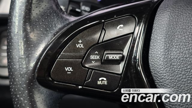 KG Mobility (SsangYong) Tivoli VX 2WD 2017 — фото 15