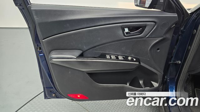 KG Mobility (SsangYong) Tivoli VX 2WD 2017 — фото 24