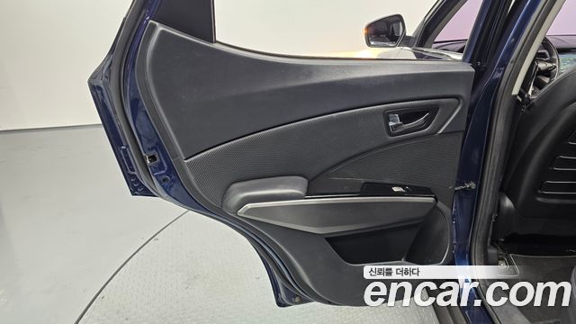 KG Mobility (SsangYong) Tivoli VX 2WD 2017 — фото 25