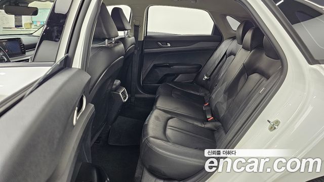 Kia K5 (III) 2.0 Trendy 2023 — фото 12