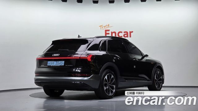 Audi e-tron 55 Quattro 2021 — фото 2