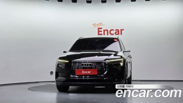 Audi e-tron 55 Quattro 2021 — фото 3