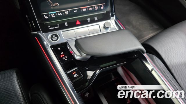 Audi e-tron 55 Quattro 2021 — фото 9