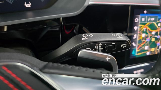 Audi e-tron 55 Quattro 2021 — фото 35