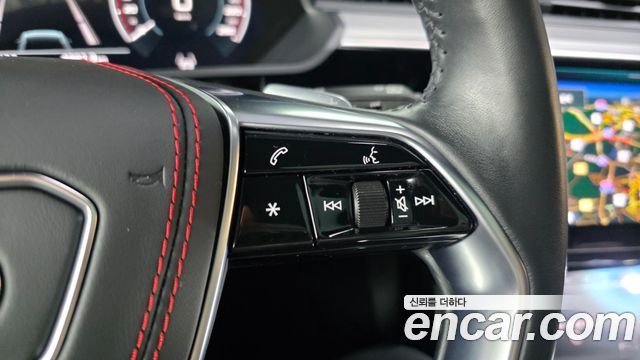 Audi e-tron 55 Quattro 2021 — фото 39