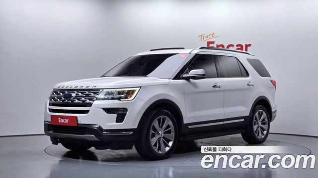 Ford Explorer 2.3 Limited 4WD 5th