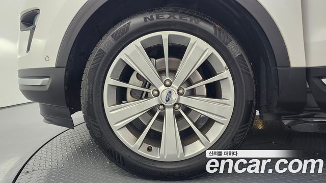 Ford Explorer 2.3 Limited 4WD 5th 2018 — фото 5