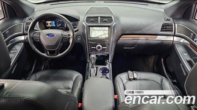 Ford Explorer 2.3 Limited 4WD 5th 2018 — фото 7