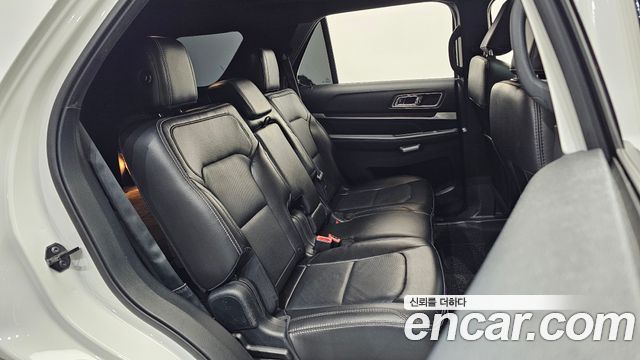Ford Explorer 2.3 Limited 4WD 5th 2018 — фото 11