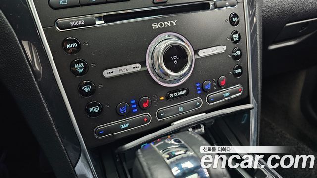 Ford Explorer 2.3 Limited 4WD 5th 2018 — фото 32