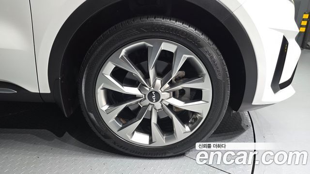 Kia Sorento (IV) Diesel 2.2 2WD Noblesse 2023 — фото 21
