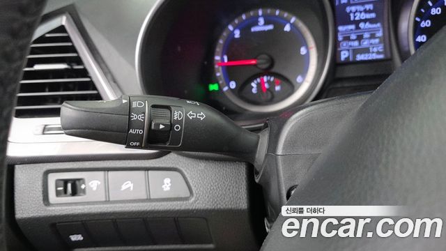 Hyundai Santa Fe (DM) Diesel(e-VGT) 2.0 2WD Premium 2014 — фото 29