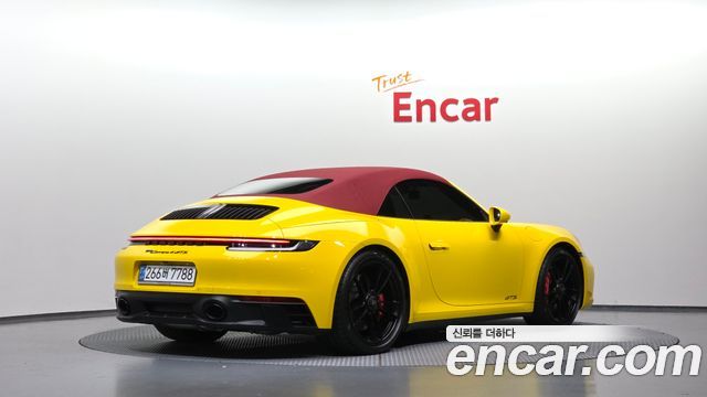 Porsche 911 (992) Carrera 4 GTS Cabriolet 2023 — фото 2