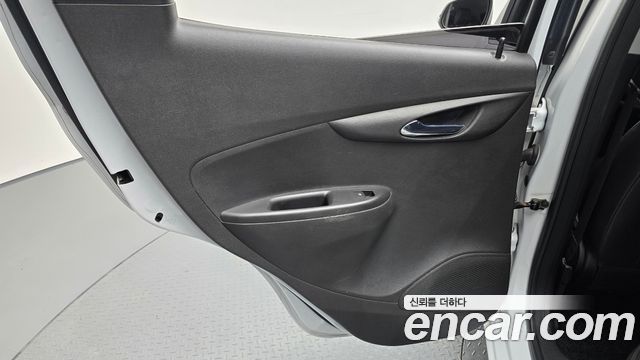 Chevrolet Next Spark LTZ 2016 — фото 25