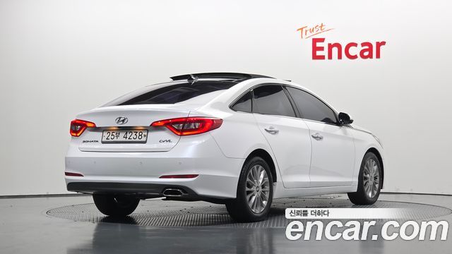 Hyundai Sonata (LF) 2.0 Smart 2015 — фото 2