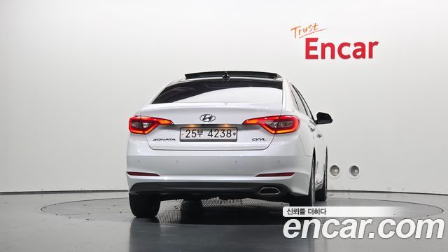 Hyundai Sonata (LF) 2.0 Smart 2015 — фото 4