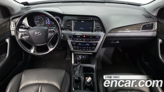 Hyundai Sonata (LF) 2.0 Smart 2015 — фото 7