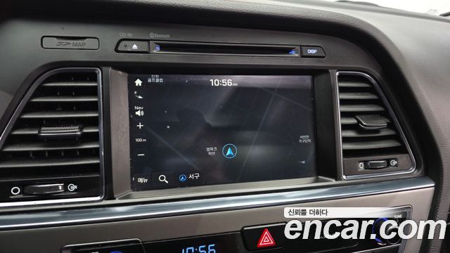 Hyundai Sonata (LF) 2.0 Smart 2015 — фото 13