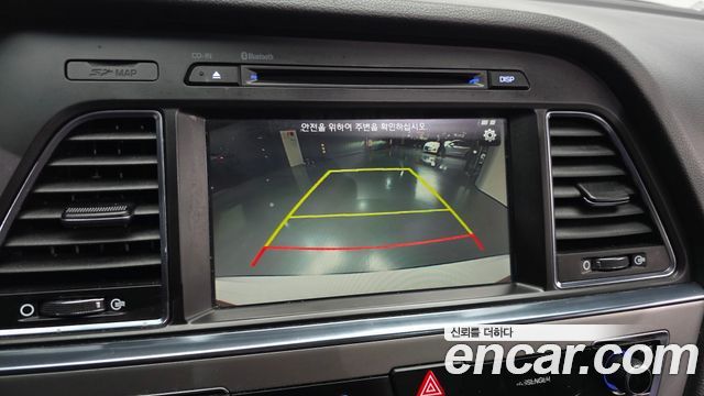 Hyundai Sonata (LF) 2.0 Smart 2015 — фото 15