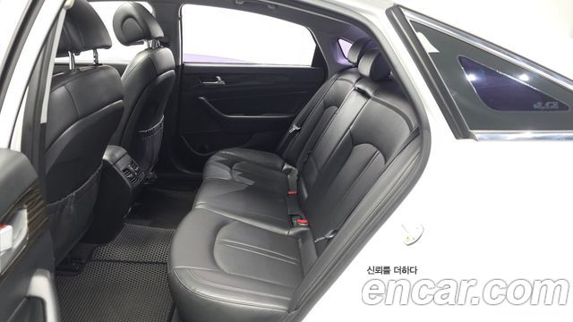 Hyundai Sonata (LF) 2.0 Smart 2015 — фото 26