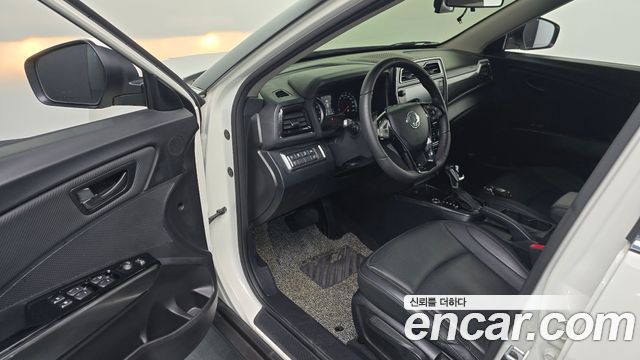 KG Mobility (SsangYong) Very New Tivoli Gasoline 1.5 2WD V3 2021 — фото 10