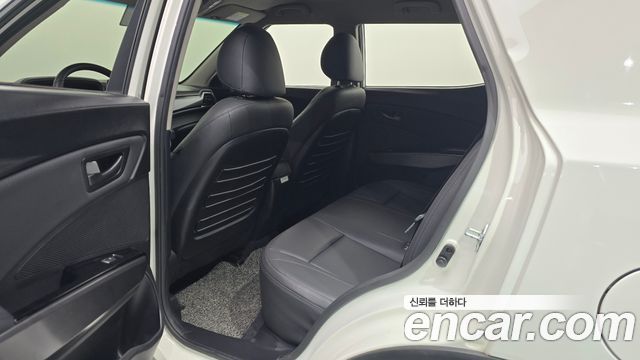 KG Mobility (SsangYong) Very New Tivoli Gasoline 1.5 2WD V3 2021 — фото 11