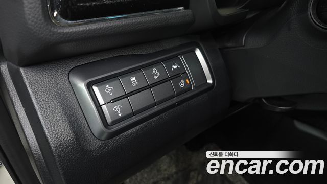 KG Mobility (SsangYong) Very New Tivoli Gasoline 1.5 2WD V3 2021 — фото 16