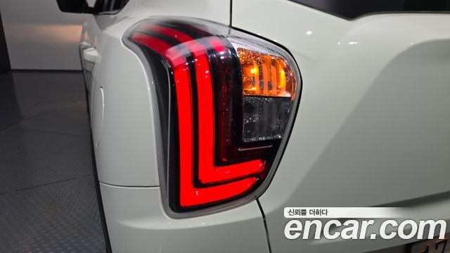 KG Mobility (SsangYong) Very New Tivoli Gasoline 1.5 2WD V3 2021 — фото 23