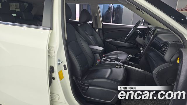 KG Mobility (SsangYong) Very New Tivoli Gasoline 1.5 2WD V3 2021 — фото 26