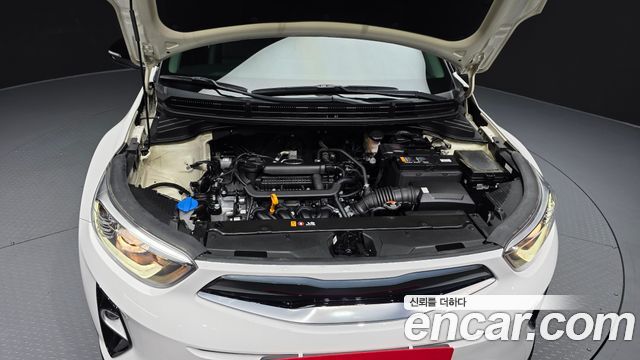 Kia Stonic 1.4 Prestige 2019 — фото 6