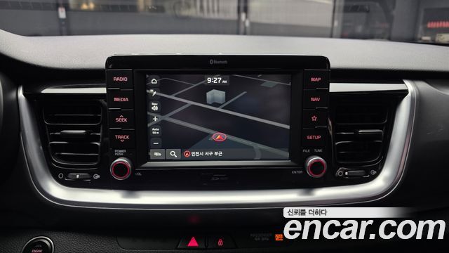 Kia Stonic 1.4 Prestige 2019 — фото 14