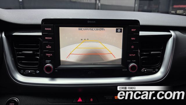 Kia Stonic 1.4 Prestige 2019 — фото 15