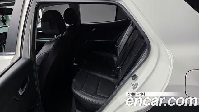 Kia Stonic 1.4 Prestige 2019 — фото 26