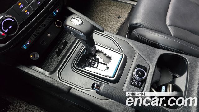 KG Mobility (SsangYong) Rexton Sports Khan Diesel 2.2 4WD Prestige Special (5-Link) 2020 — фото 9