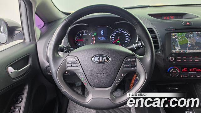 Kia K3 Diesel Luxury 2015 — фото 12