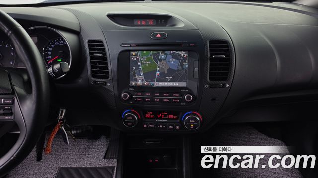 Kia K3 Diesel Luxury 2015 — фото 14