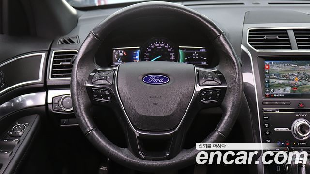 Ford Explorer 2.3 Limited 4WD 5th 2018 — фото 20