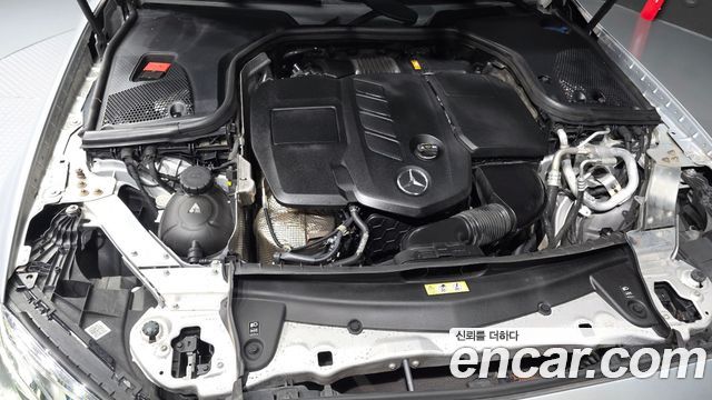 Mercedes-Benz E-Class (W213) E220d Avantgarde 2019 — фото 6