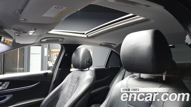 Mercedes-Benz E-Class (W213) E220d Avantgarde 2019 — фото 18