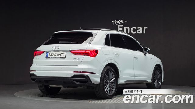 Audi Q3 (F3) 35 TDI Premium 2023 — фото 2