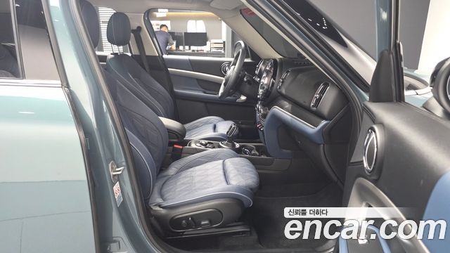 MINI Cooper S Countryman ALL4 Classic 2nd 2023 — фото 11