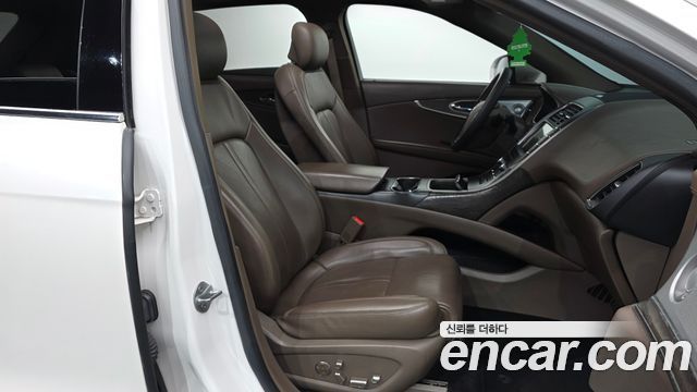 Lincoln MKX (II) 2.7 2WD 2018 — фото 16
